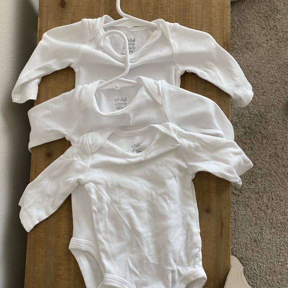 3 piece long sleeve white onesies 3M